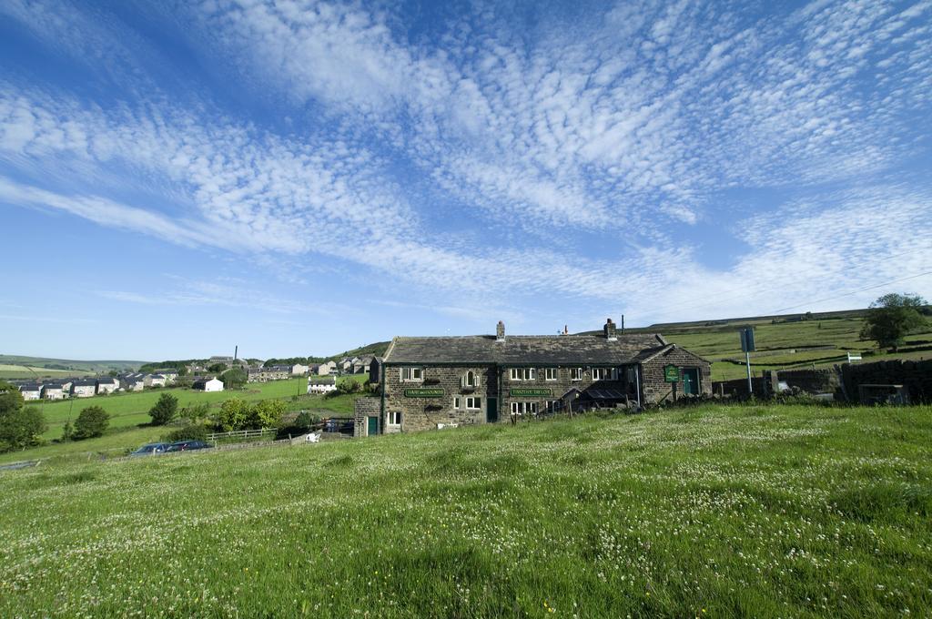 The Hare And Hounds Country Inn Hebden Bridge Exterior photo